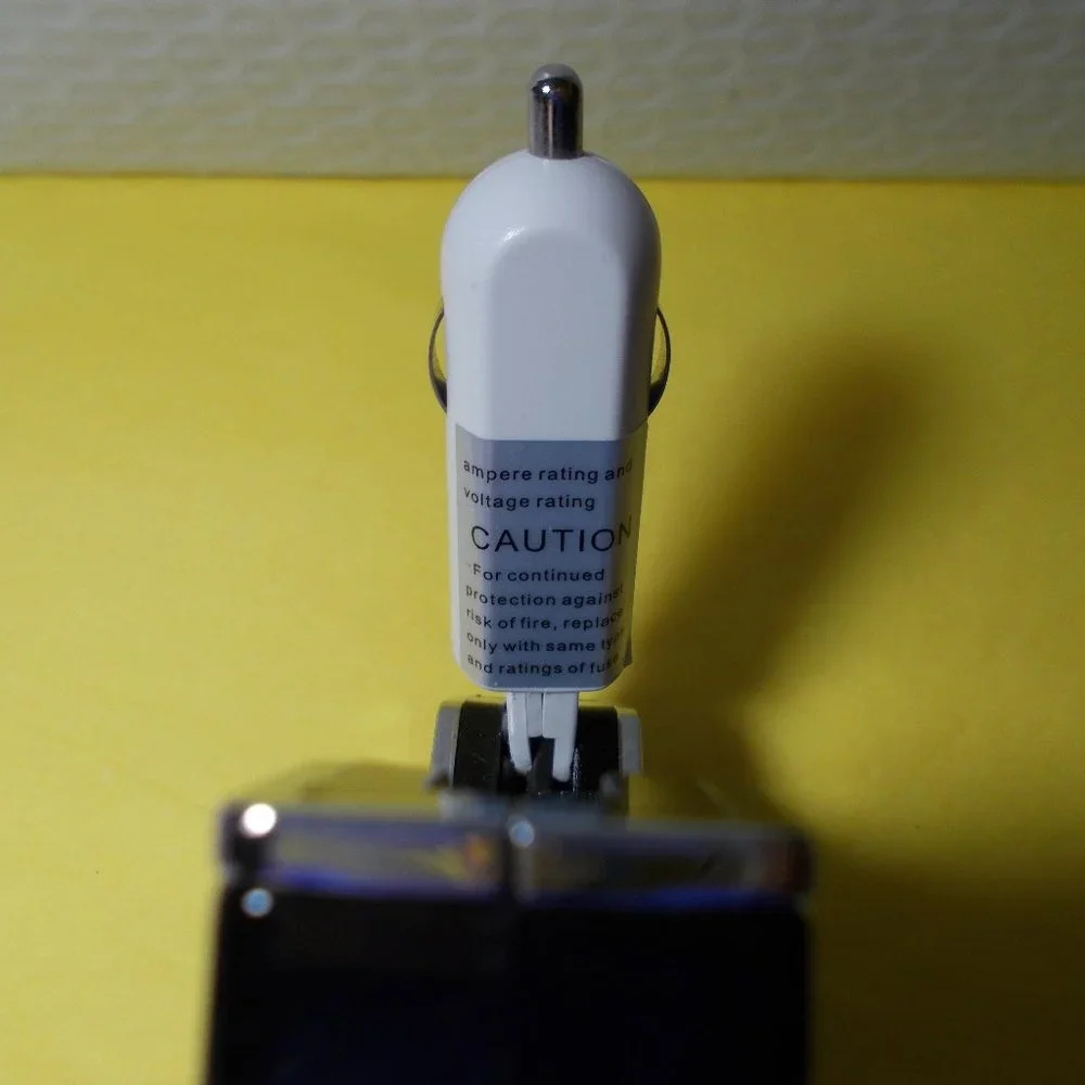 VINTAGE i-Charge 3 Way Phone Charger